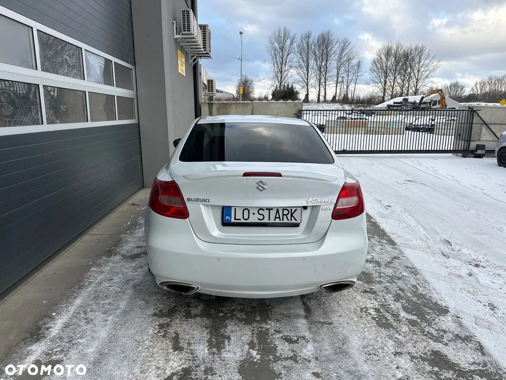Suzuki Kizashi 2.4 4x4 CVT Sport - 4