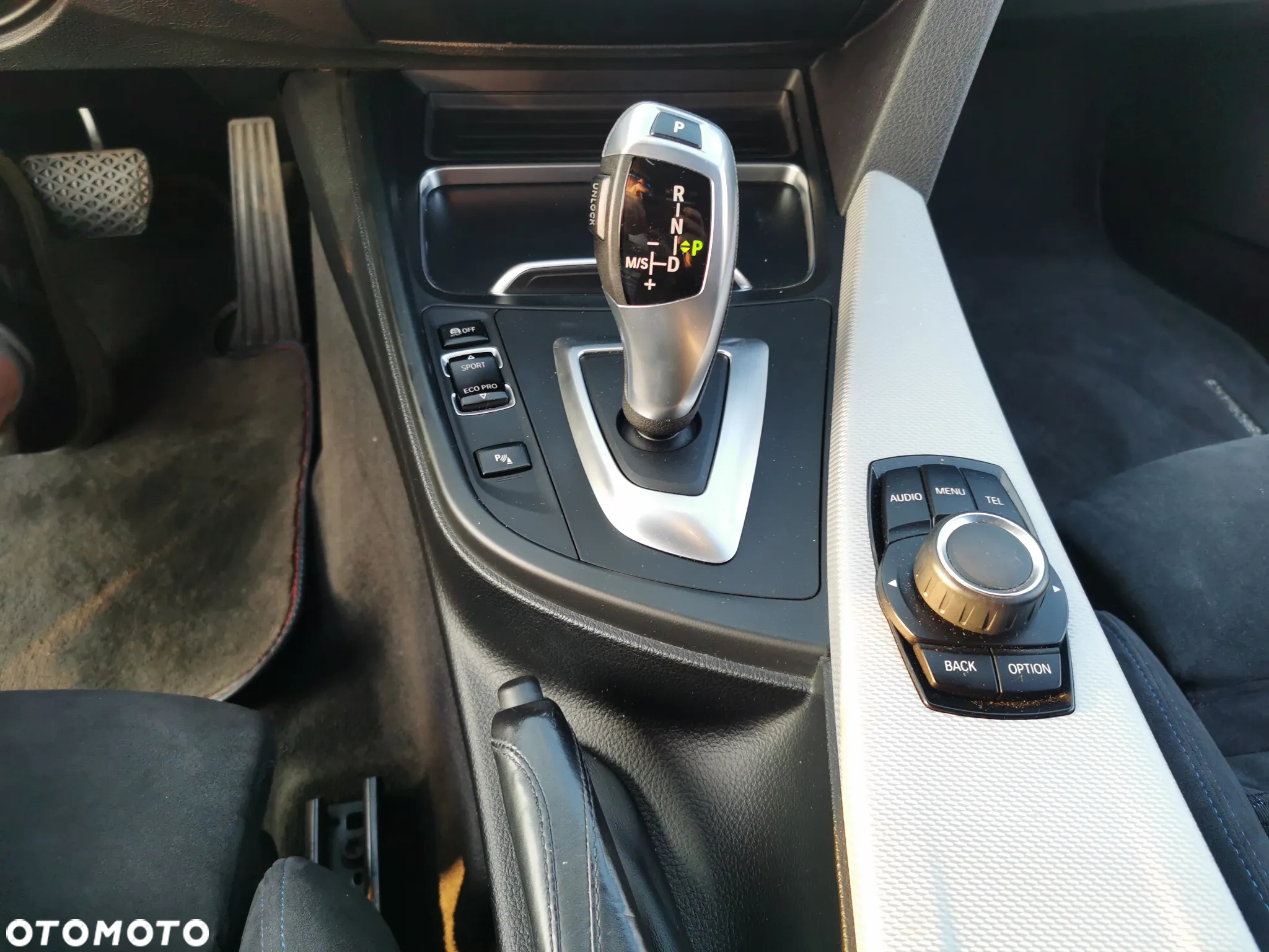 BMW 3GT 320i xDrive M Sport - 16