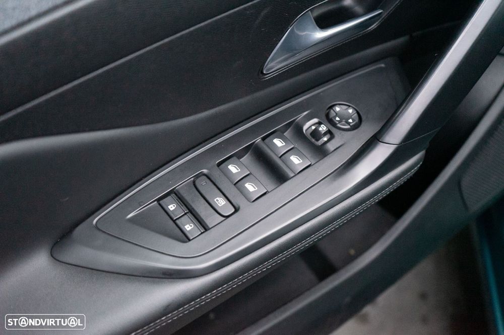 Peugeot 308 SW PureTech 130 EAT8 Allure Pack - 26