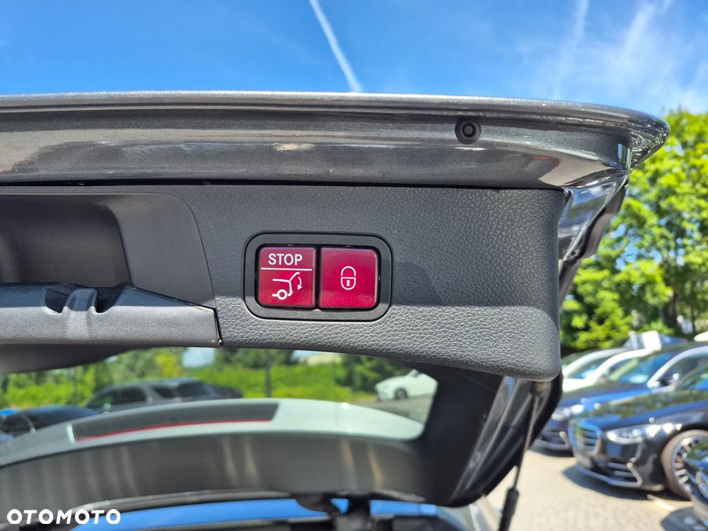 Mercedes-Benz Klasa C 200 4MATIC 9G-TRONIC - 24