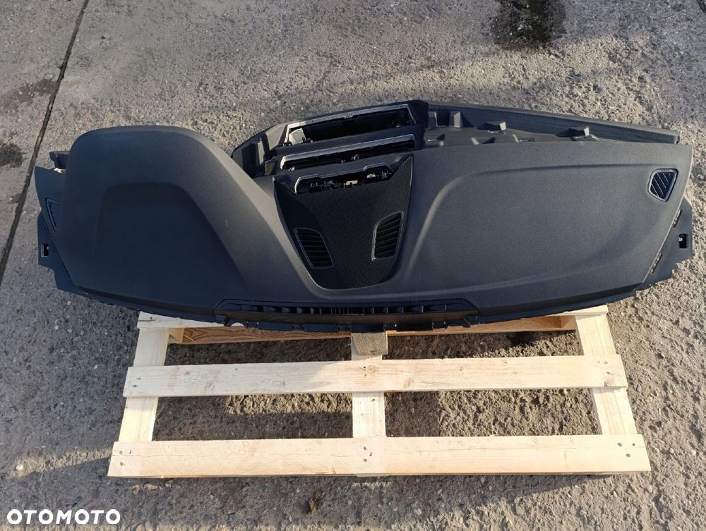 BMW G30 G31 DESKA KONSOLA ANGLIK - 4