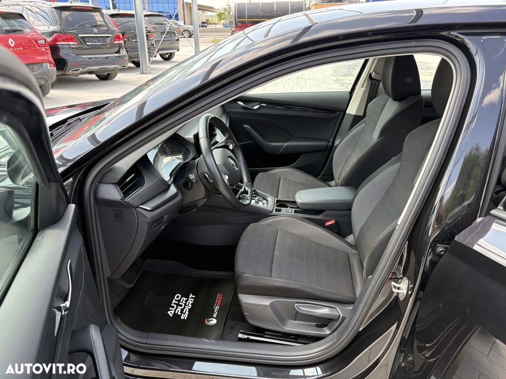 Skoda Octavia 2.0 TDI DSG Ambition - 23