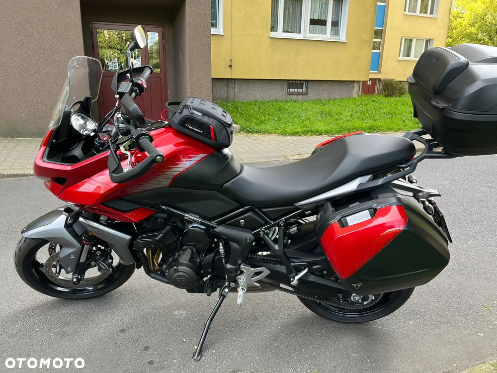 Triumph Tiger - 1