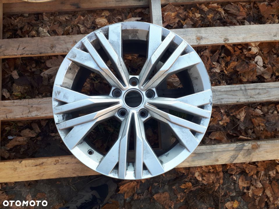 ORYG. VW PASSAT 18 B8 8J ET41 R-LINE 3G0 569 - 1