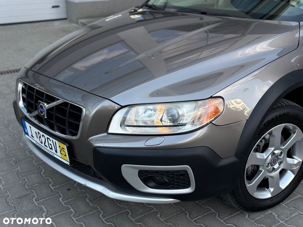 Volvo XC 70 D5 AWD Summum - 3