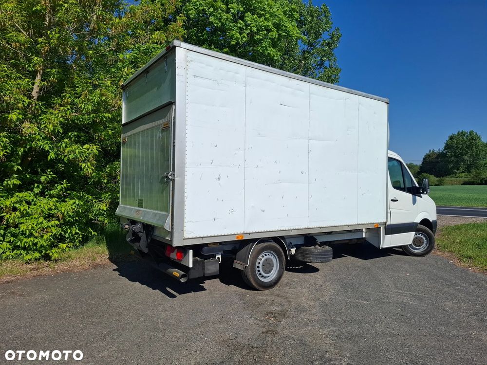 Volkswagen CRAFTER* KONTENER* WINDA 750 kg* UDT * KLIMATYZACJA * F-Vat 23% - 13