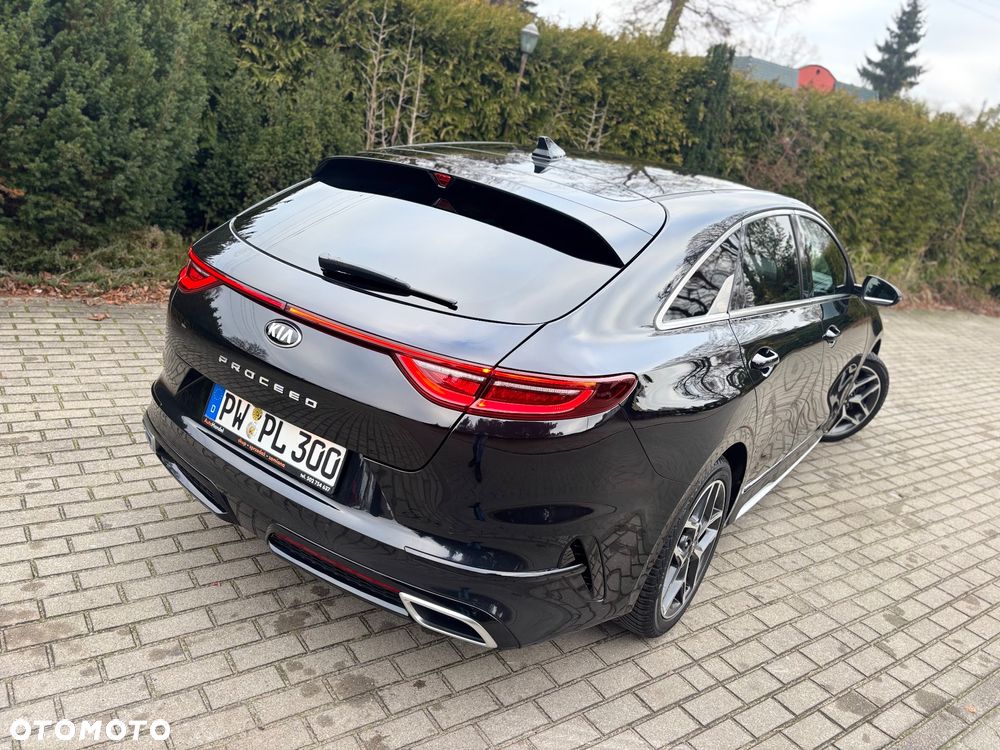 Kia ProCeed 1.4 T-GDI OPF GT LINE - 16