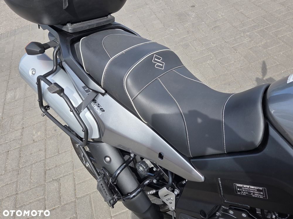 Suzuki V-STROM - 17