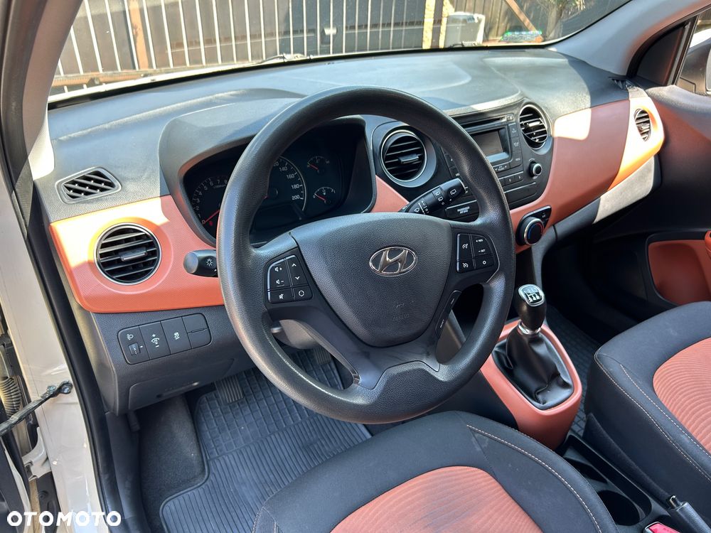 Hyundai i10 - 19