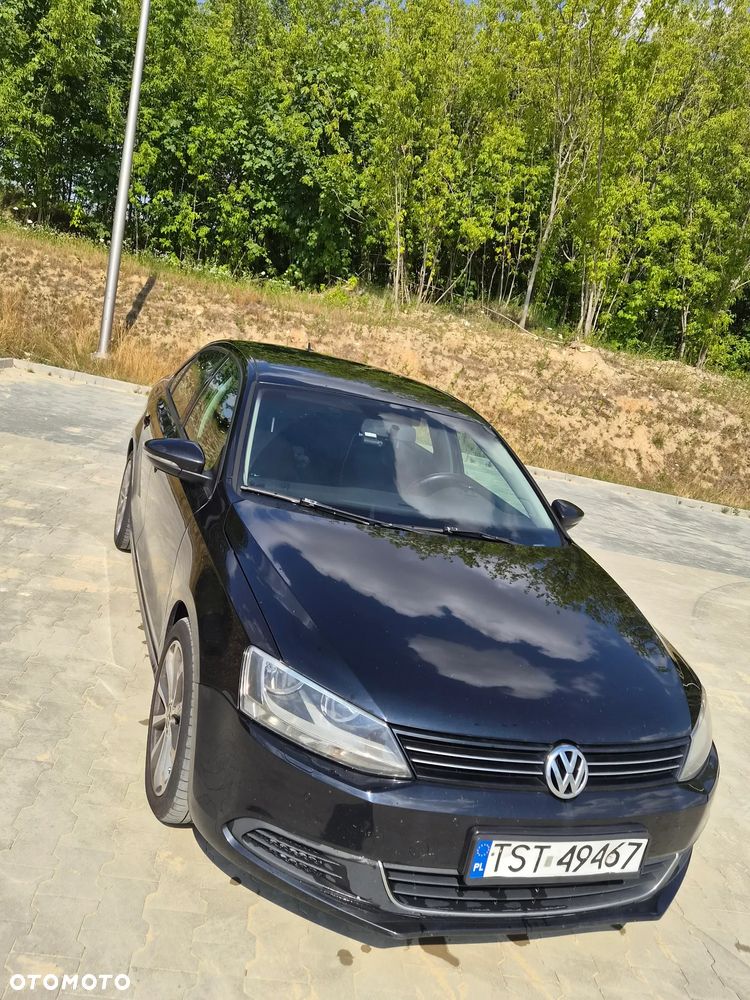Volkswagen Jetta 1.6 TDI Trendline - 2