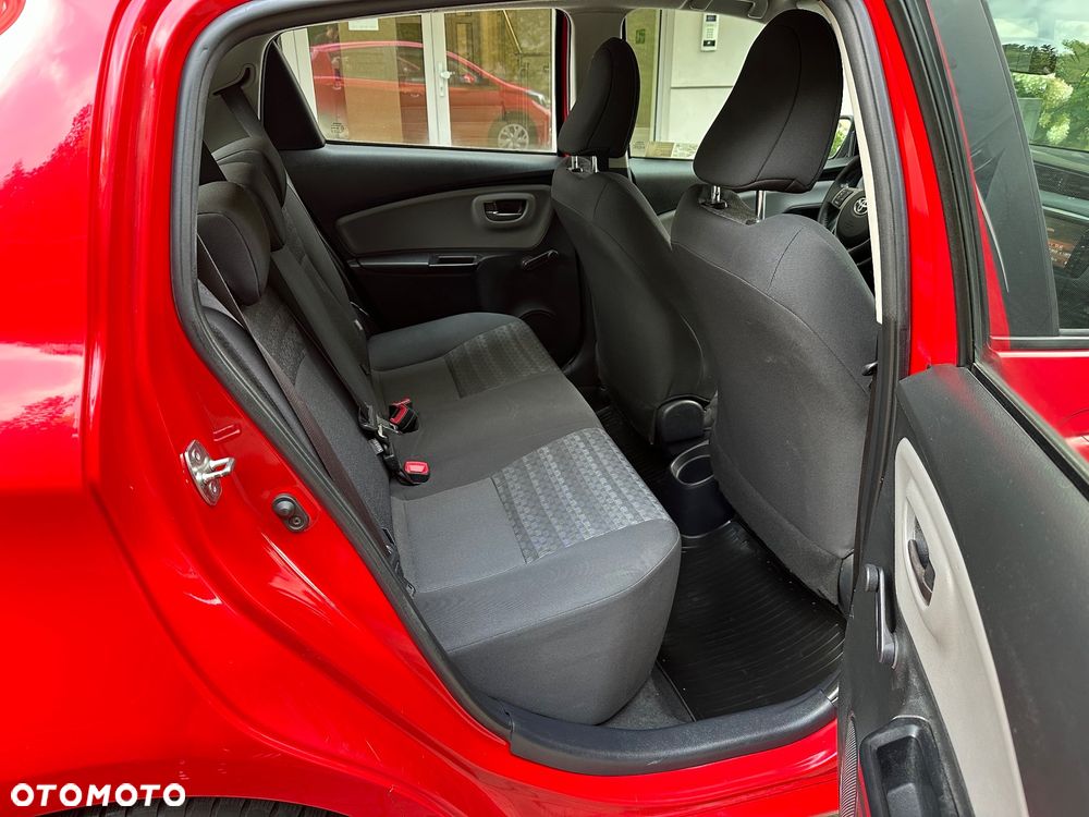 Toyota Yaris 1.33 Premium EU6 - 13