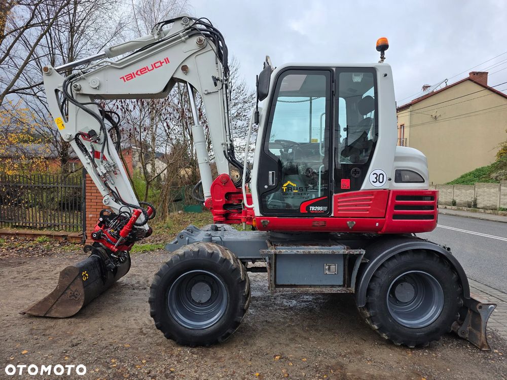 Takeuchi TB 295W Roto