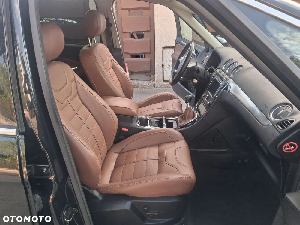 Ford S-Max - 15