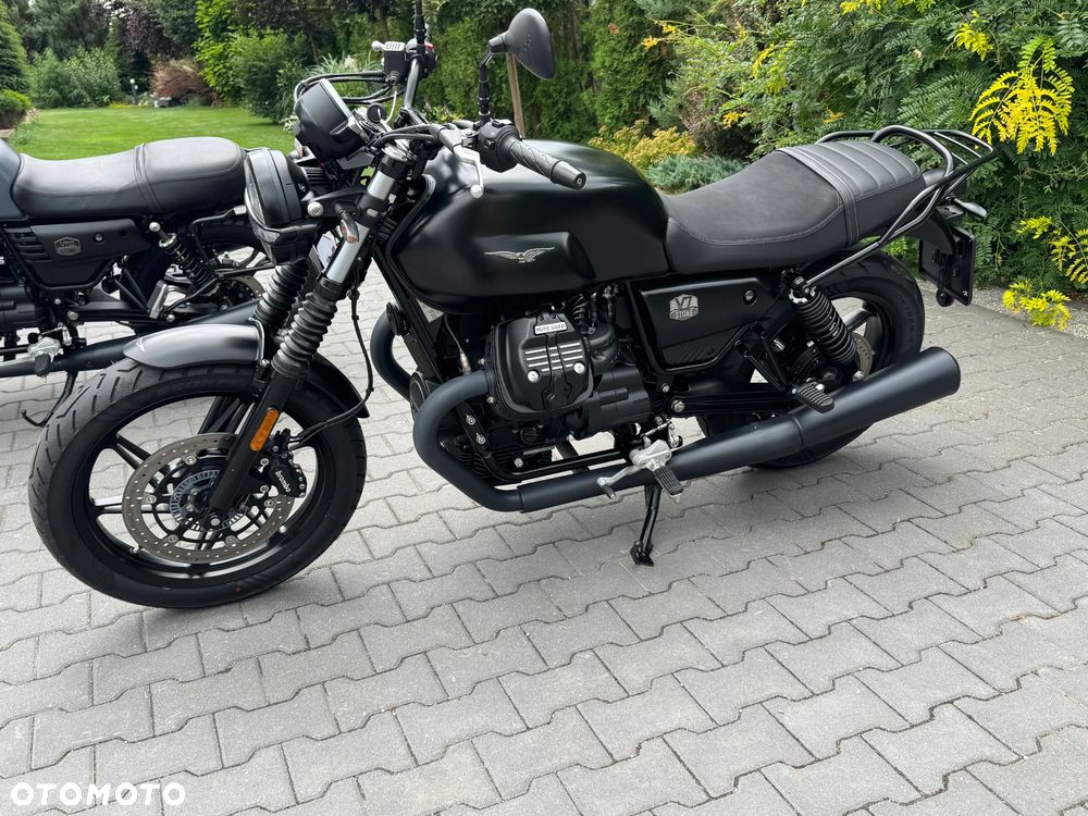 Moto Guzzi V7 - 19