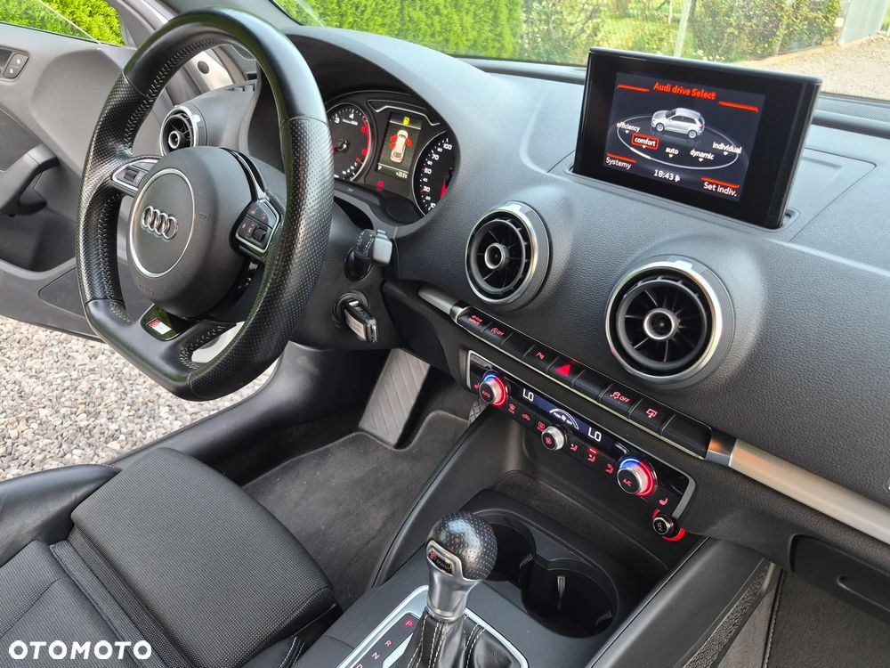 Audi A3 Sportback 2.0 TDI (clean diesel) quattro S tronic S line Sportpaket - 8