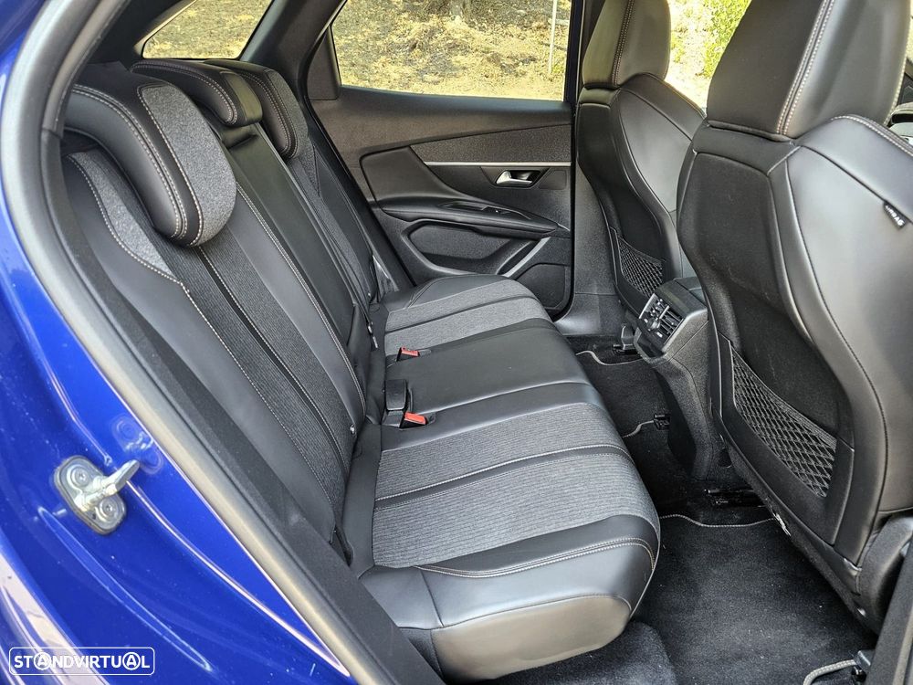 Peugeot 3008 1.5 BlueHDi GT Line EAT8 - 11