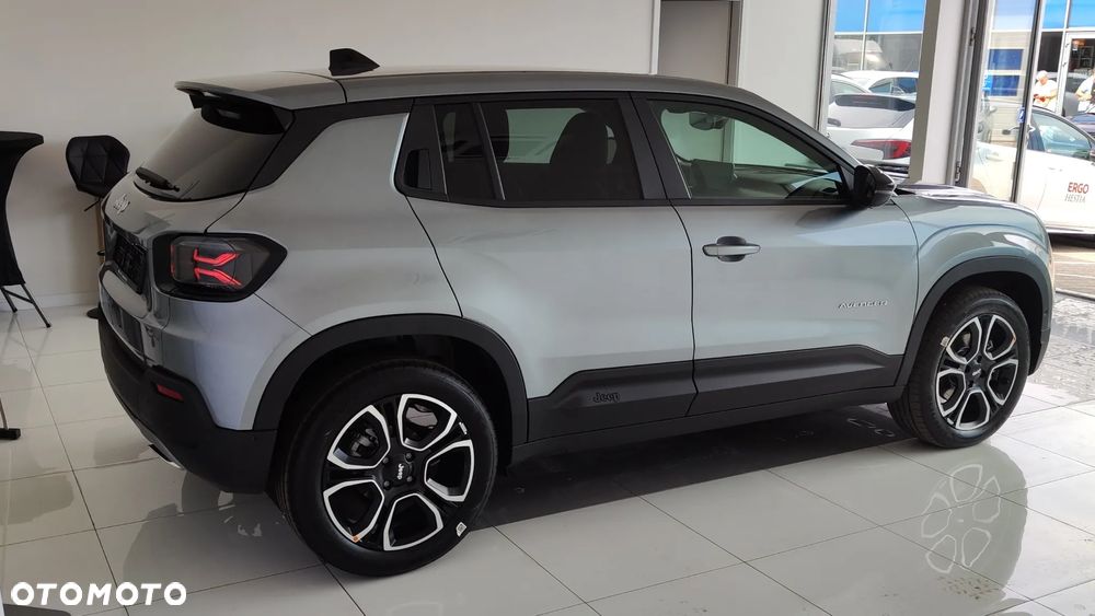 Jeep Avenger 1.2 T3 mHEV Summit FWD eDCT6 - 5