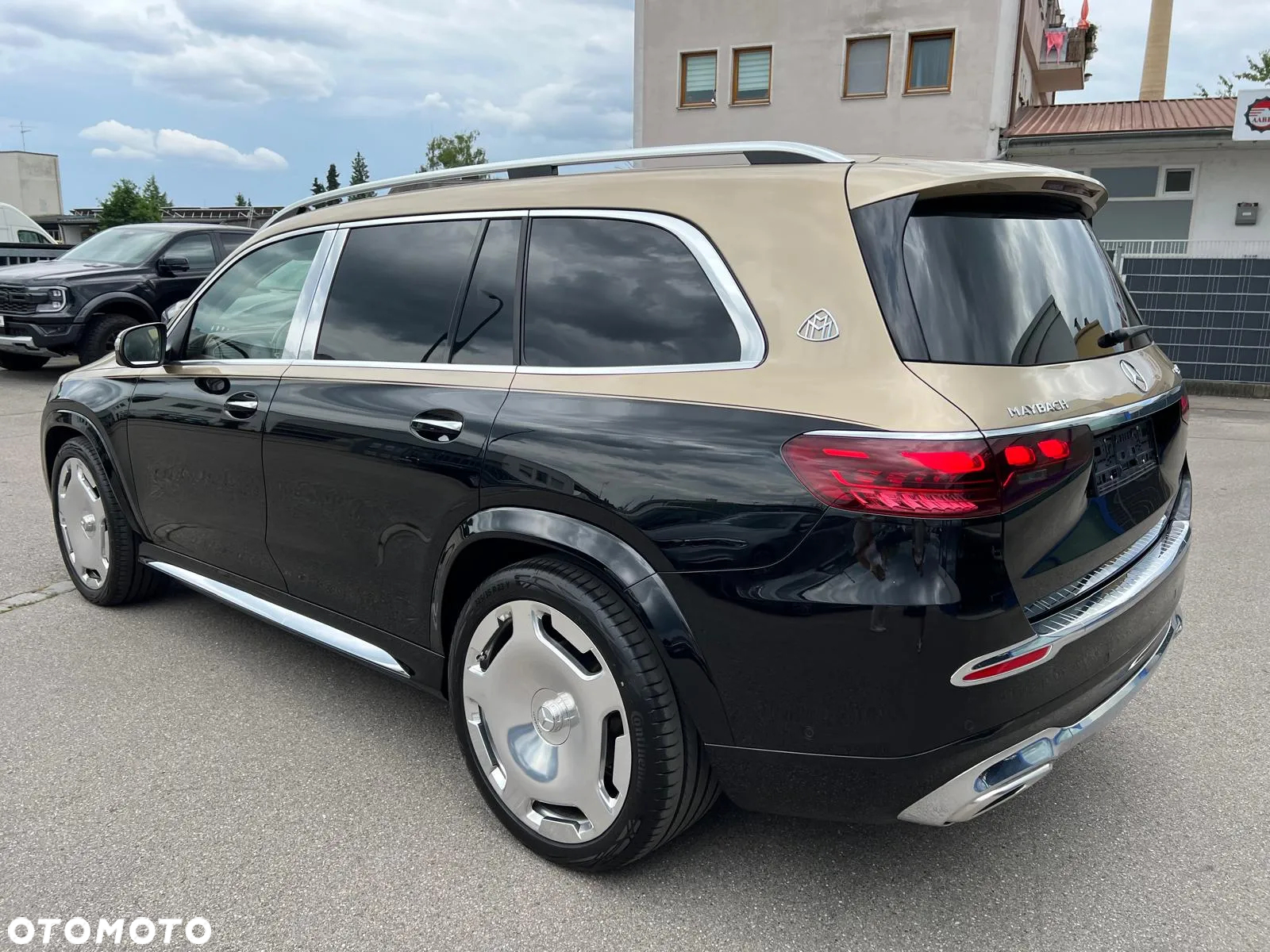 Mercedes-Benz GLS Maybach 600 4Matic 9G-TRONIC - 4