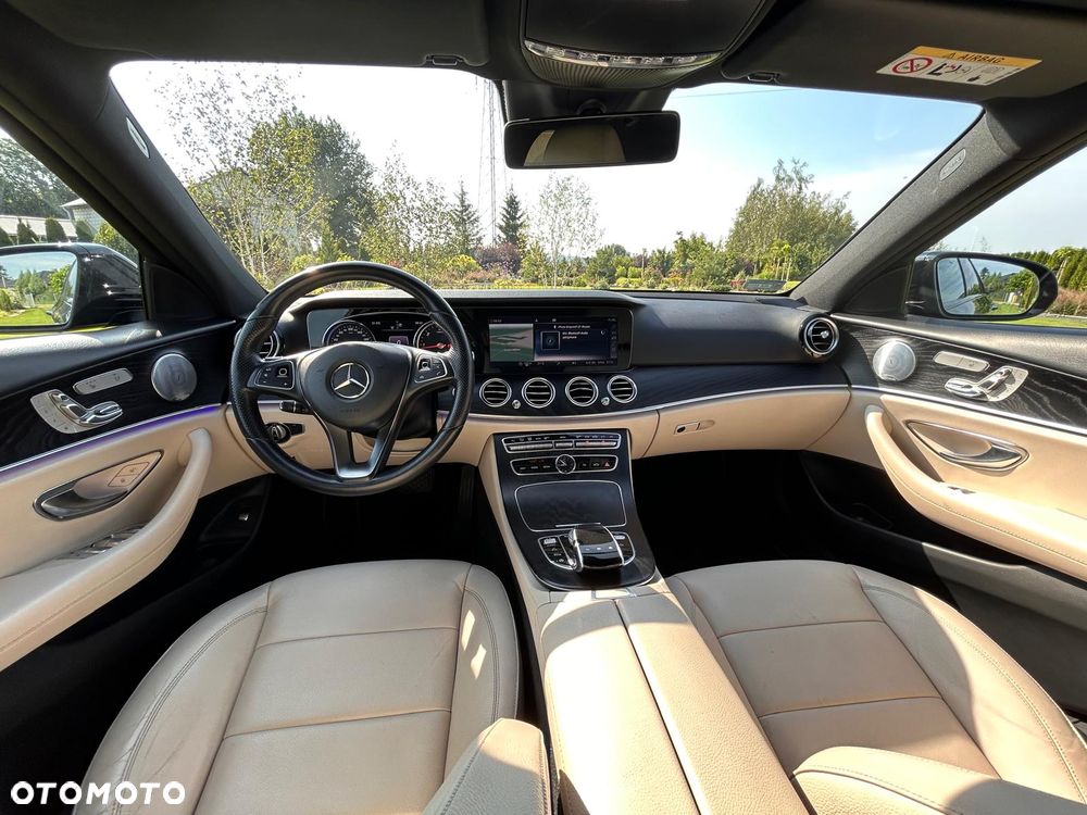 Mercedes-Benz Klasa E 220 d 4-Matic 9G-TRONIC - 9