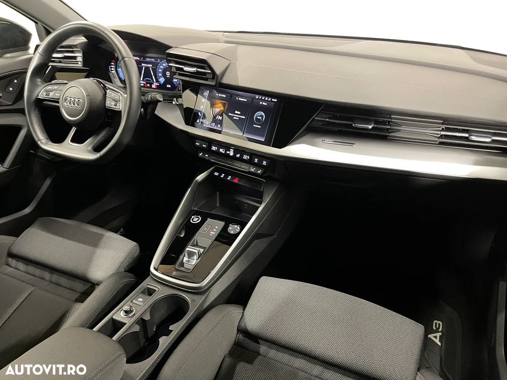 Audi A3 Limuzina 1.5 35 TFSI MHEV S tronic Advanced - 9
