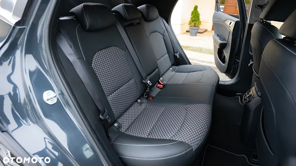 Kia XCeed 1.6 CRDi Eco-Dynamics+(48V Mild-Hybrid) DCT7 SPIRIT - 33