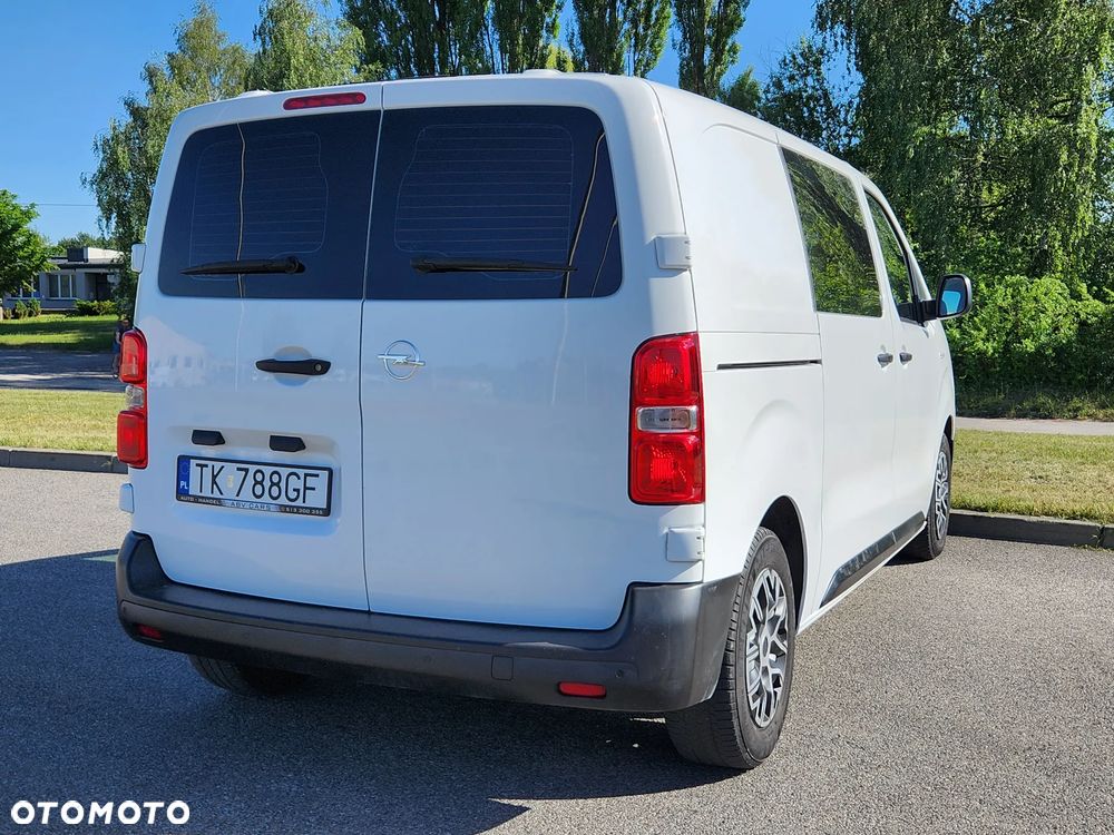 Opel Vivaro - 10