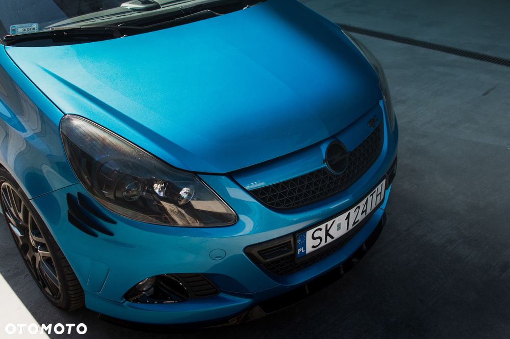 Opel Corsa 1.6T OPC - 6