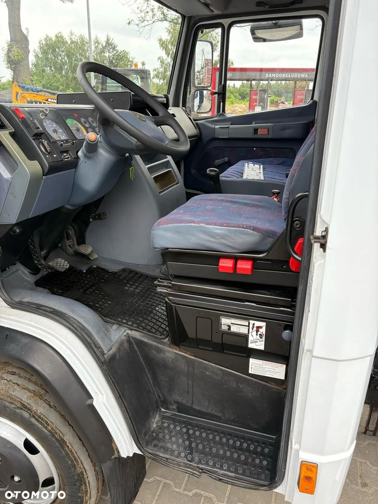 Mercedes-Benz Vario 614 - 11