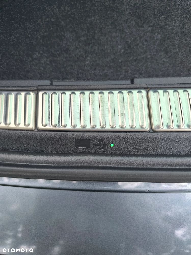 Skoda Superb 2.0 TDI Style - 26