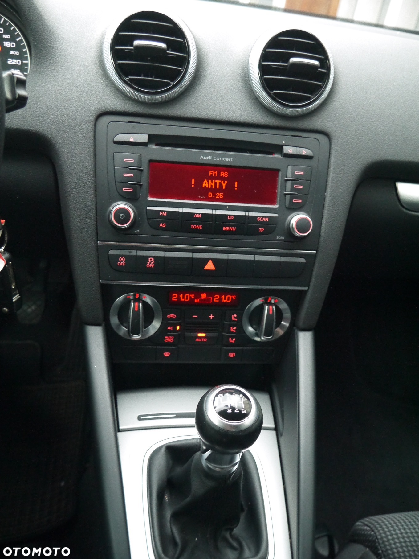 Audi A3 2.0 TDI Sportback Ambiente - 21