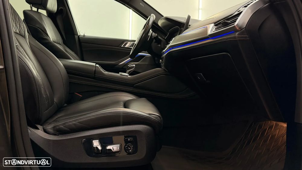 BMW X6 M50i - 15