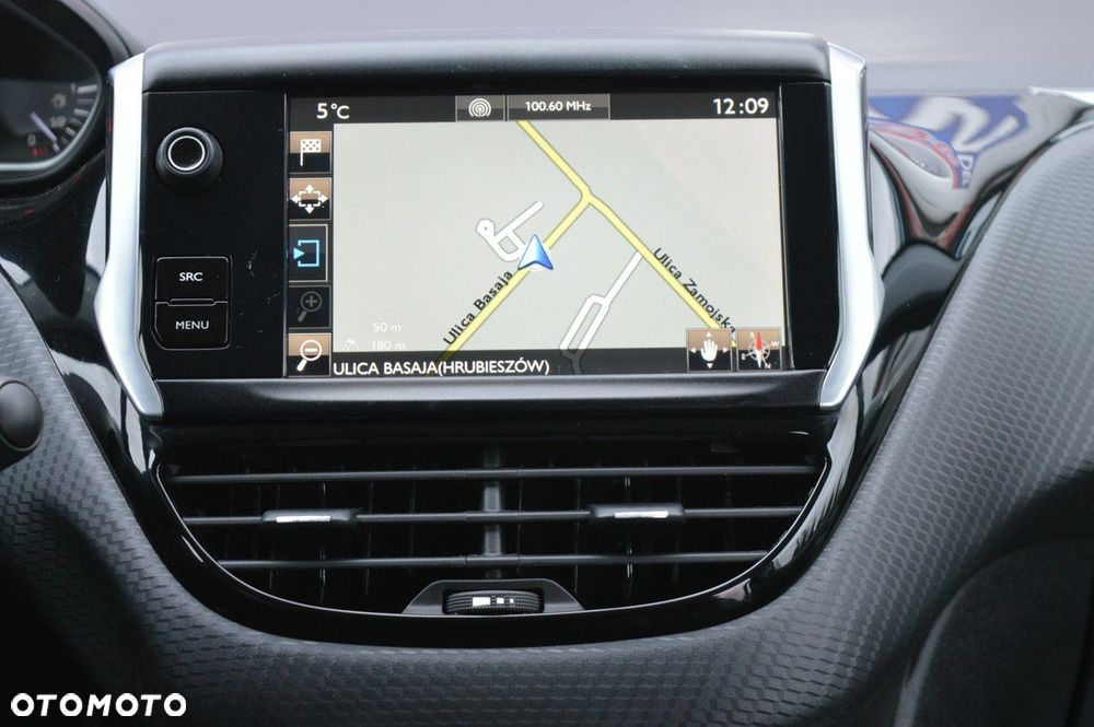 Peugeot 2008 1.2 Pure Tech Access - 24
