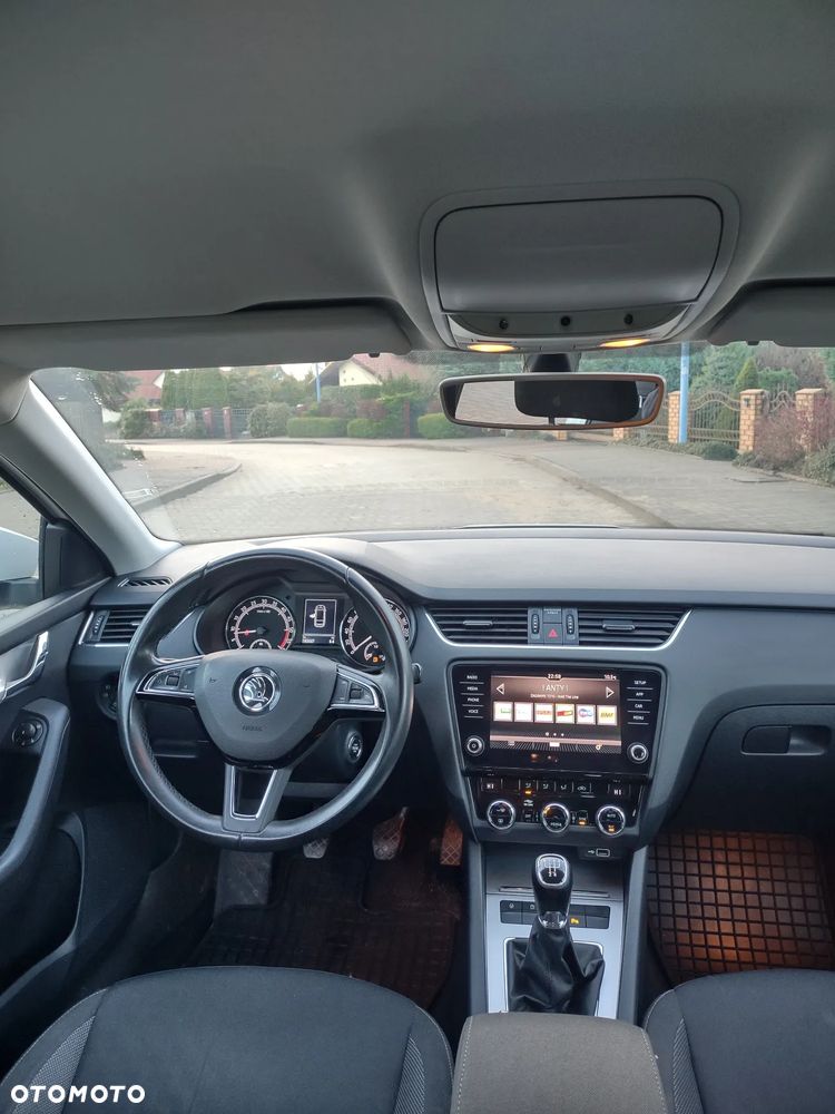 Skoda Octavia 1.6 TDI SCR Ambition - 19