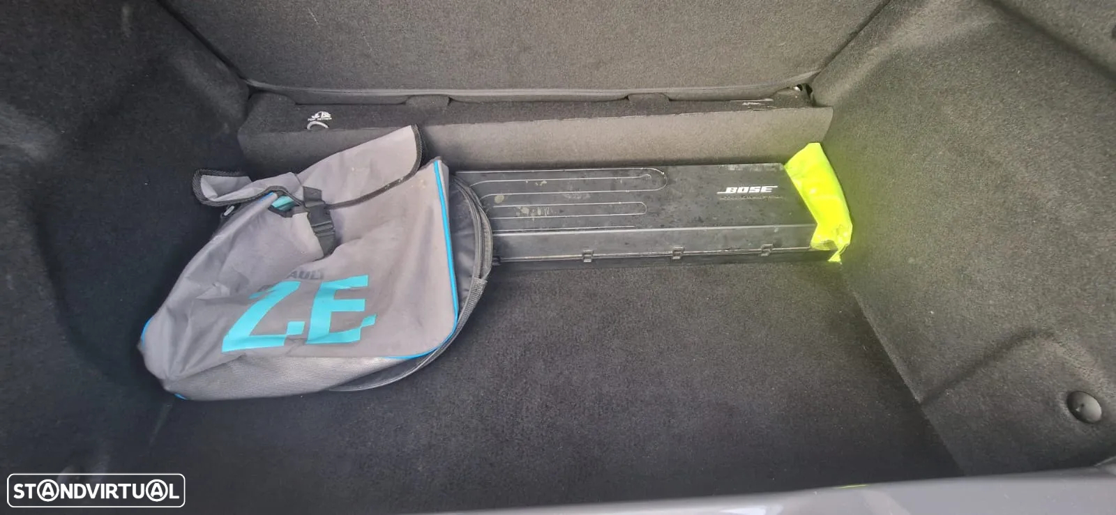 Renault Zoe (s/ Bateria) Bose 40 Flex - 19