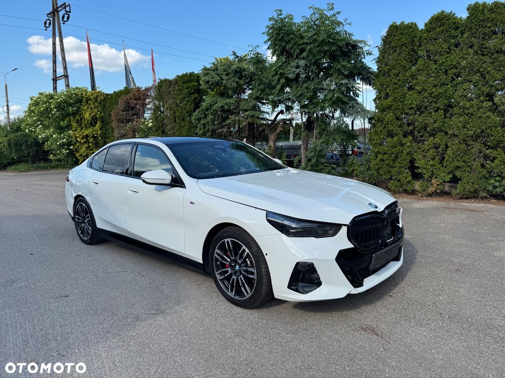 BMW Seria 5 520d xDrive mHEV M Sport - 14