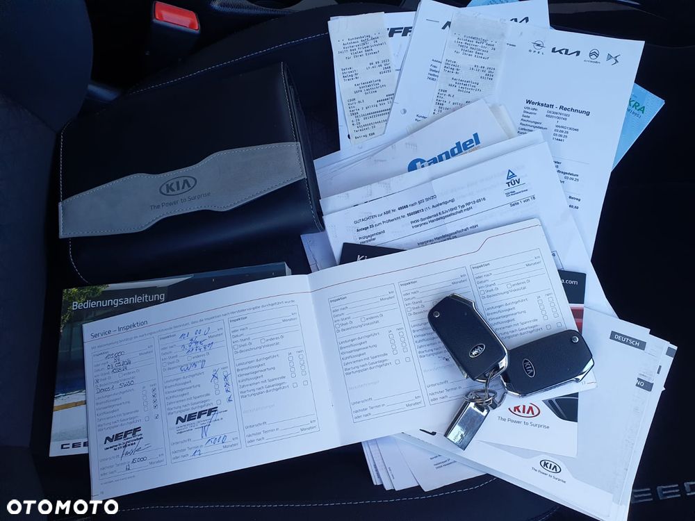 Kia Ceed - 13