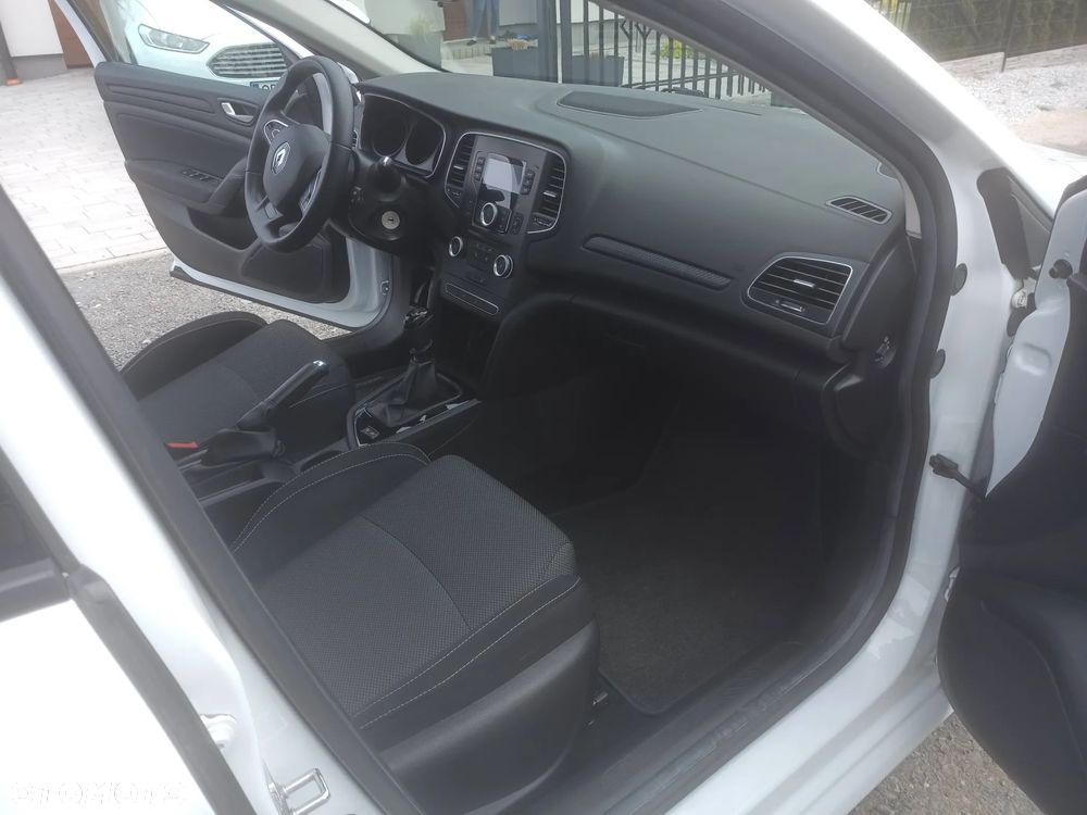 Renault Megane 1.3 TCe FAP Life - 7
