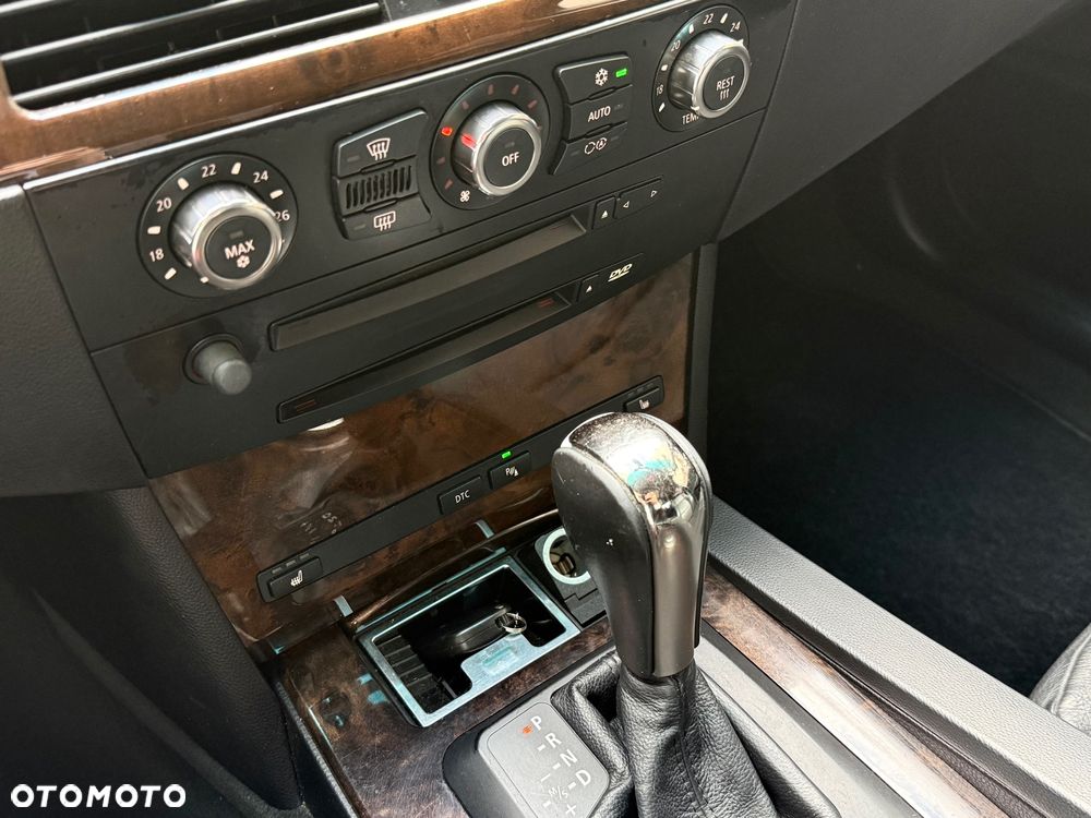 BMW Seria 5 - 25