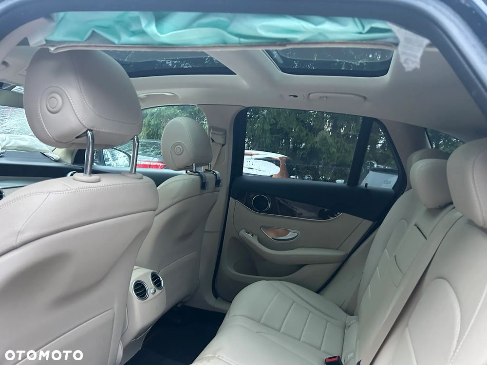 Mercedes-Benz GLC 300 4Matic 9G-TRONIC - 18