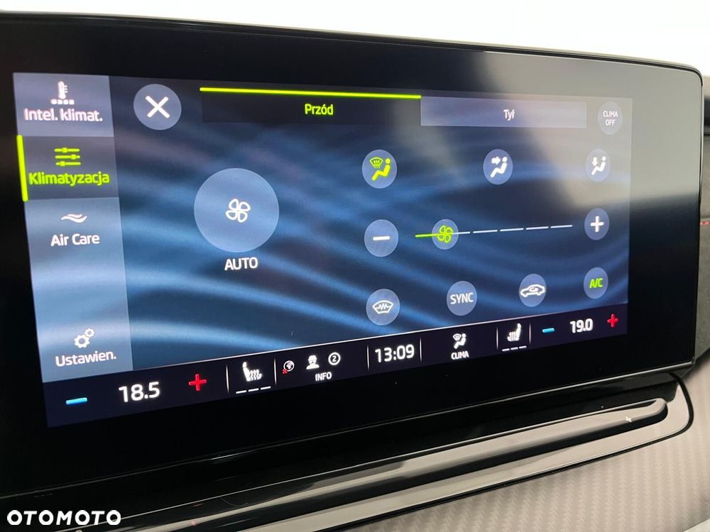 Skoda Octavia 2.0 TDI RS DSG - 31