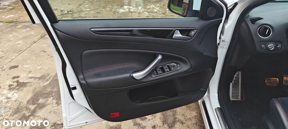 Ford Mondeo 2.0 EcoBoost ST-Line - 7