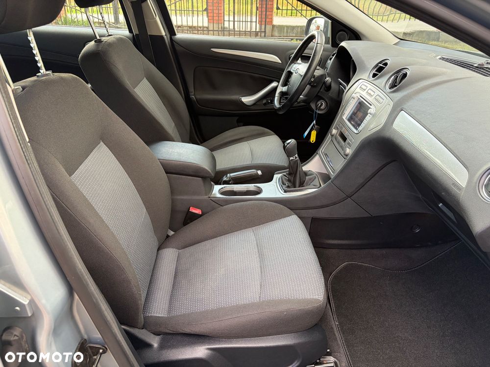 Ford Mondeo 2.0 Trend X100 / X - 25