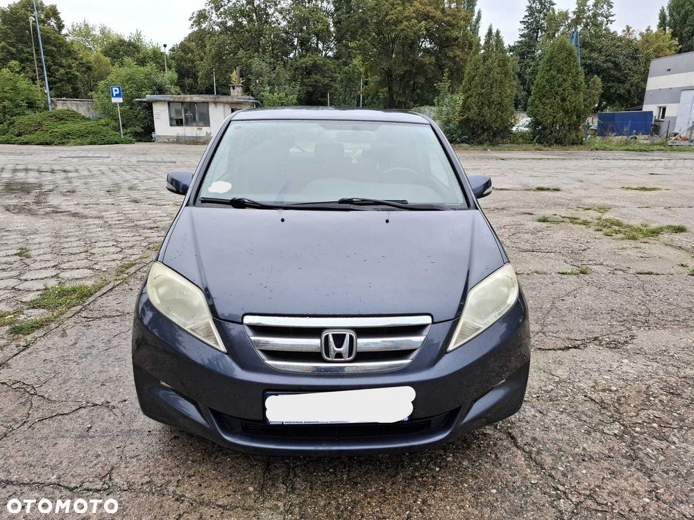 Honda FR-V - 4