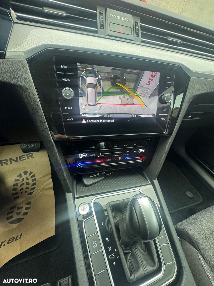 Volkswagen Passat - 14