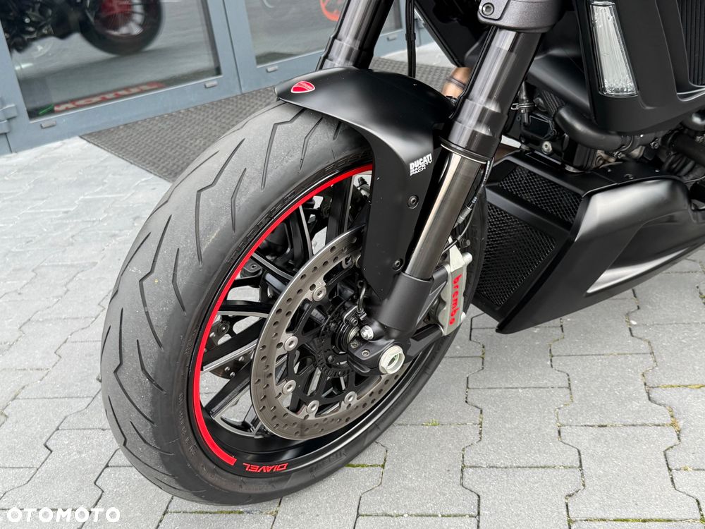 Ducati Diavel - 38