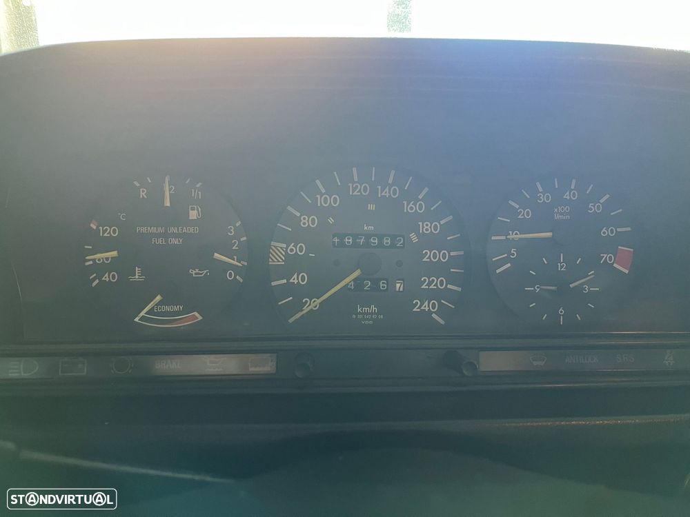 Mercedes-Benz 190 E 2.3 16V - 26