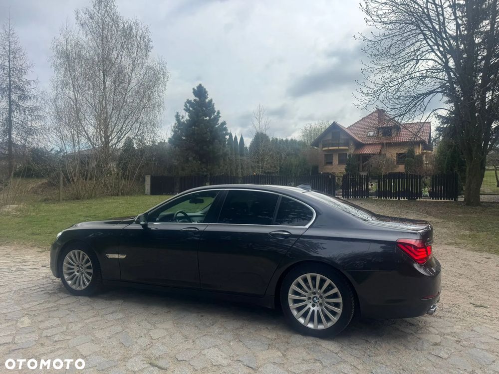 BMW Seria 7 730d xDrive - 9