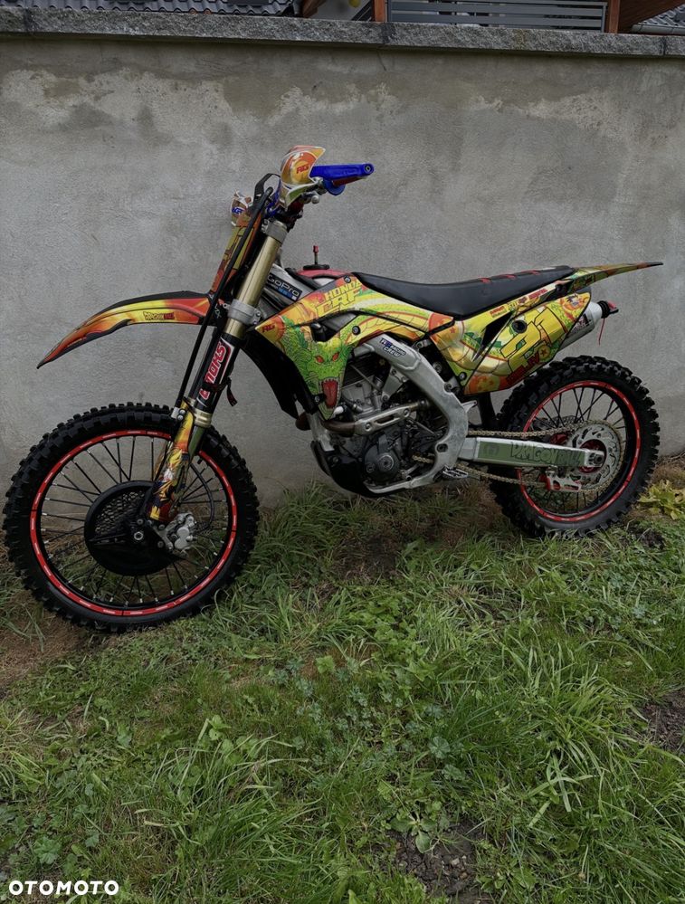 Honda CRF - 1