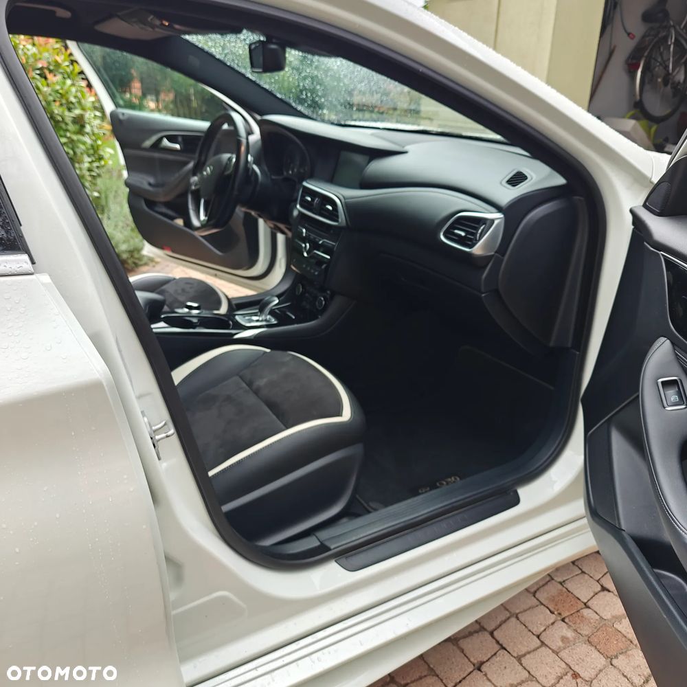 Infiniti Q30 1.6t Sport Tech 7DCT - 17