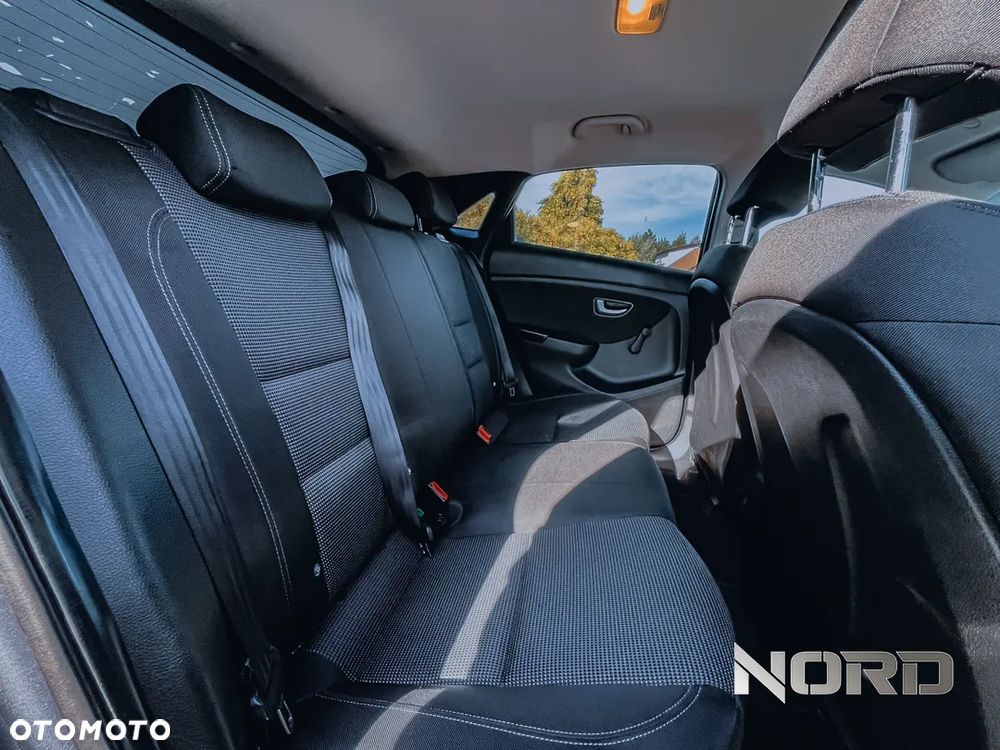 Hyundai i30 1.4 Comfort - 15